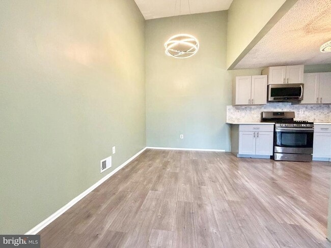 Building Photo - 21 Joyner Ct