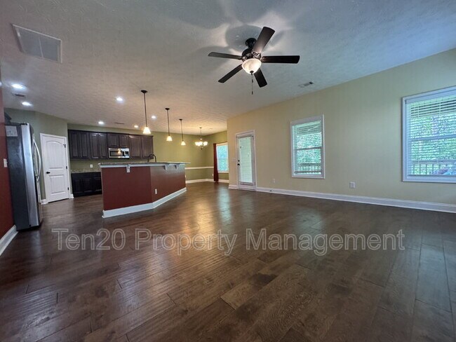 Building Photo - 7471 Coppice Dr