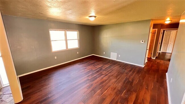 Building Photo - 1073 Leeward Dr