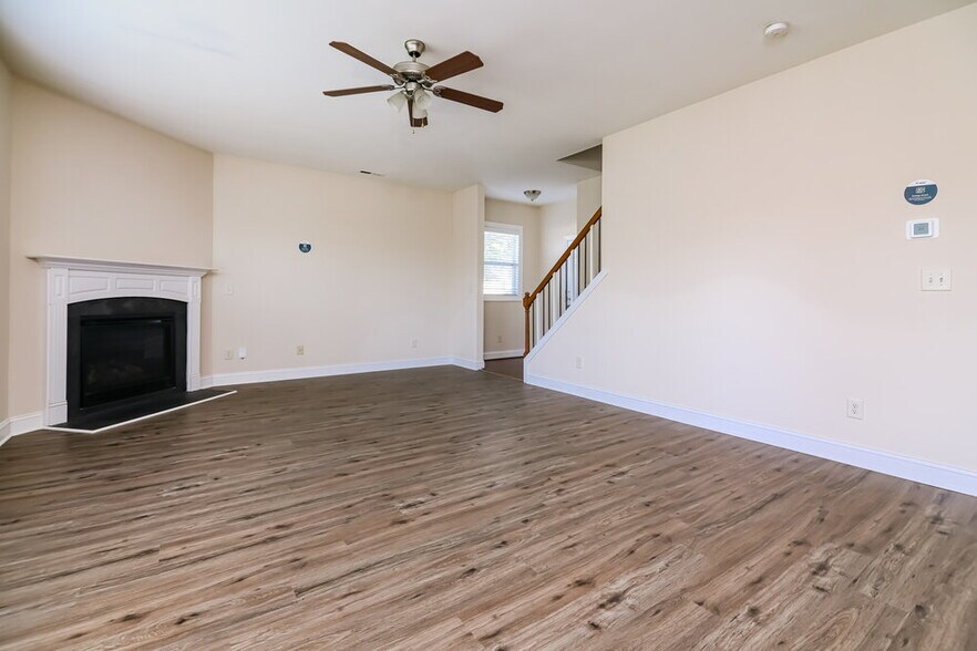 Building Photo - 3431 Vireo Ct