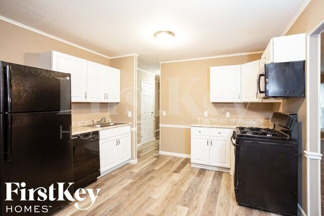 Building Photo - 4940 Marchwood Dr