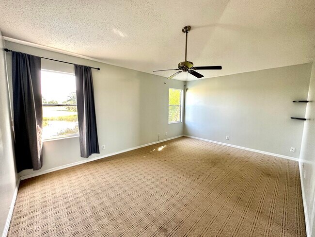 Building Photo - 2698 Linkside Dr