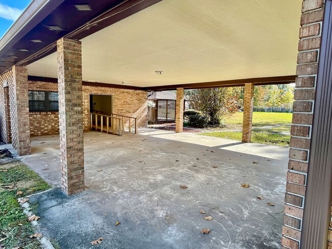 Building Photo - 54157 Lawhon Rd S