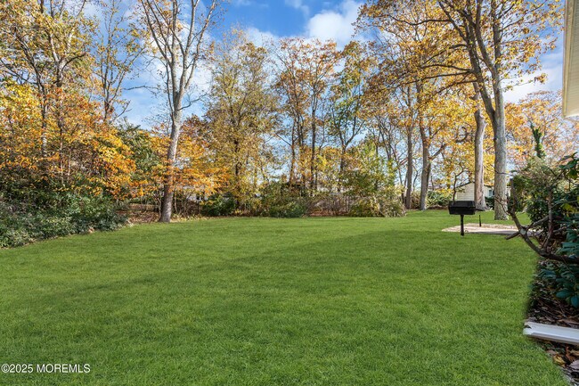 Building Photo - 16 Burdge Dr