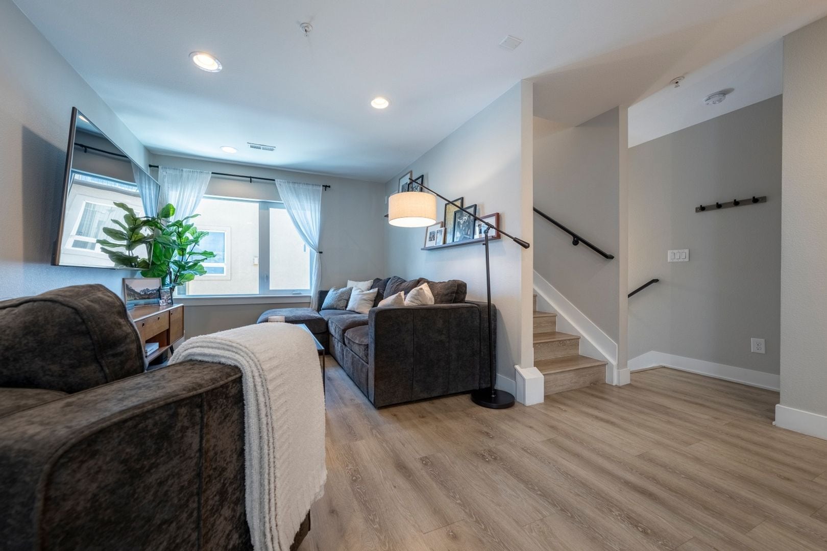 Building Photo - 2790 W 25th Ave