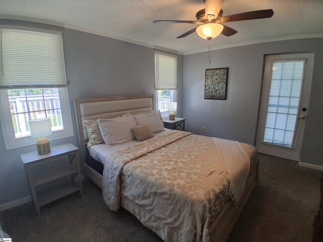 Building Photo - 506 Pinckney St