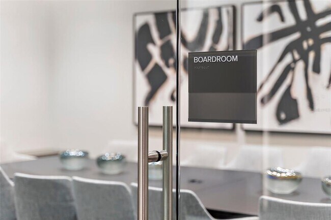 Building Photo - 301 1st St S