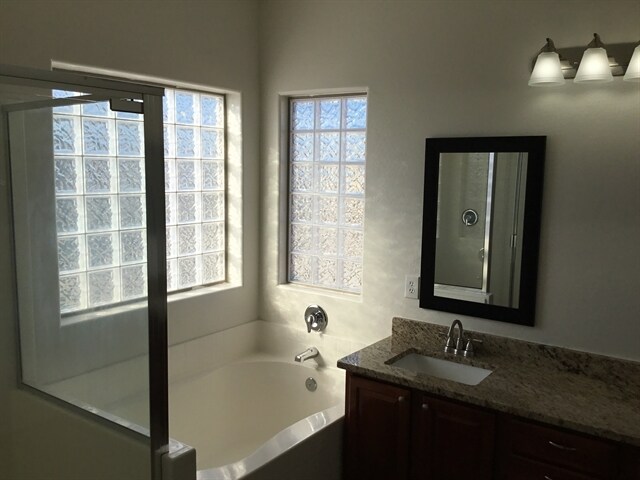 Building Photo - 5308 S 53rd Ln