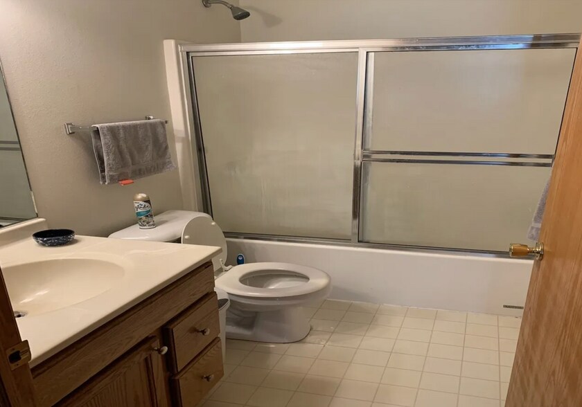 Building Photo - 3314 Emerald Dr