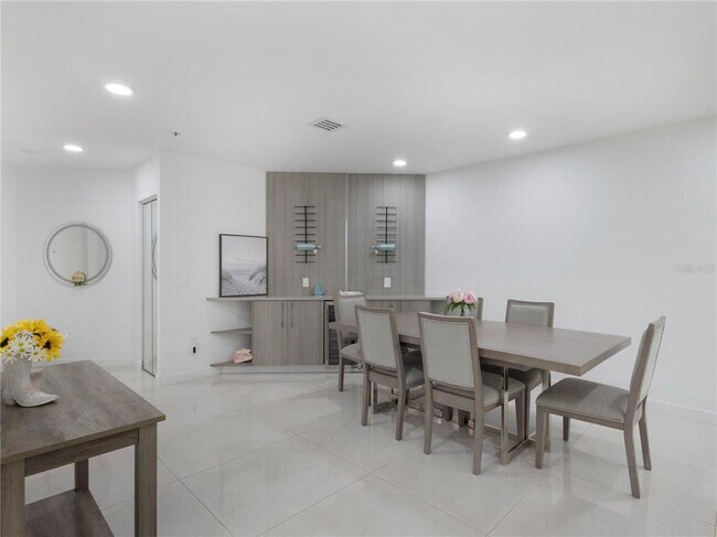 Building Photo - 5157 Floria Way
