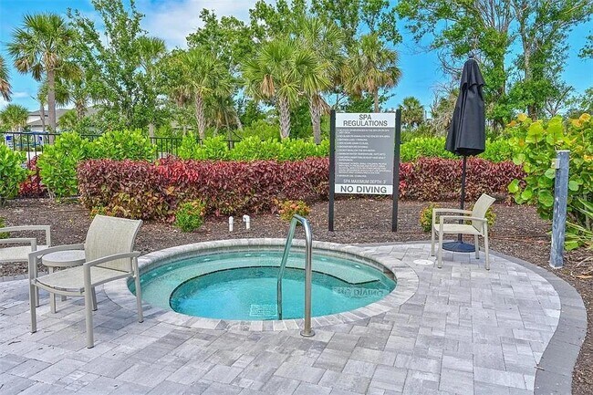 Building Photo - 15077 Shady Palms Ln