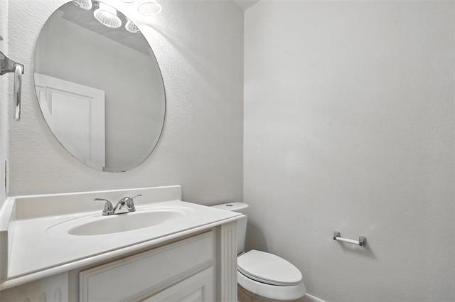 Building Photo - 14743 Daneway Dr