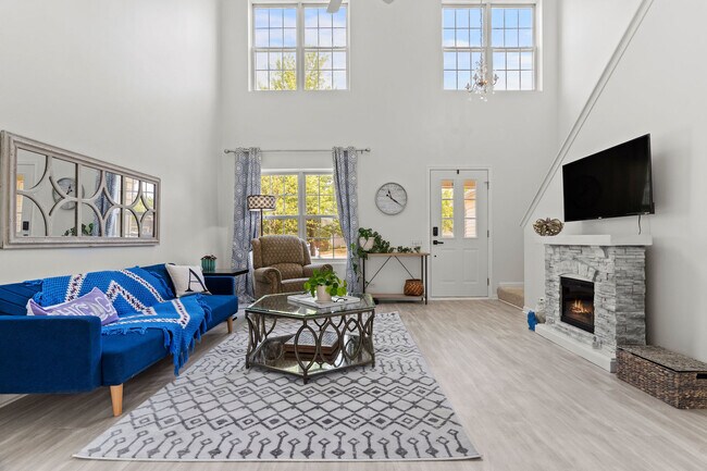 Building Photo - 257 Indian Ridge Ln