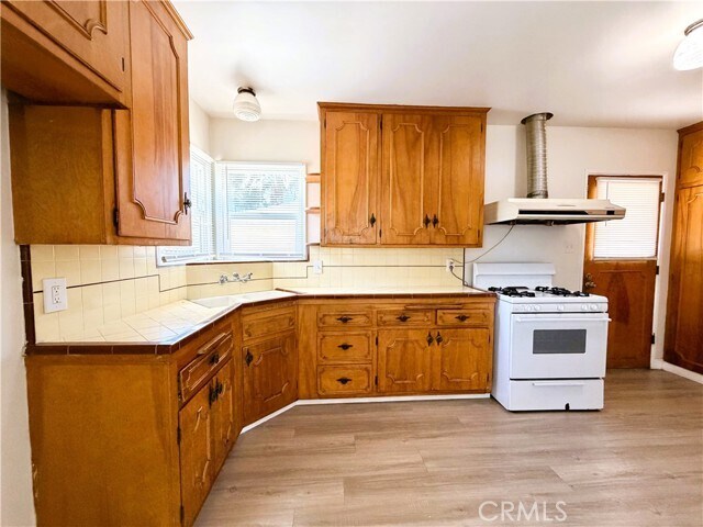 Building Photo - 12911 Whitewood Ave