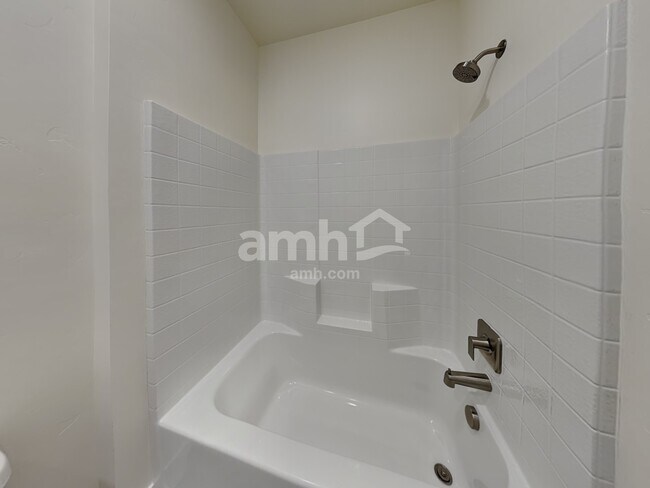 Building Photo - 1317 E Old Mesquite St