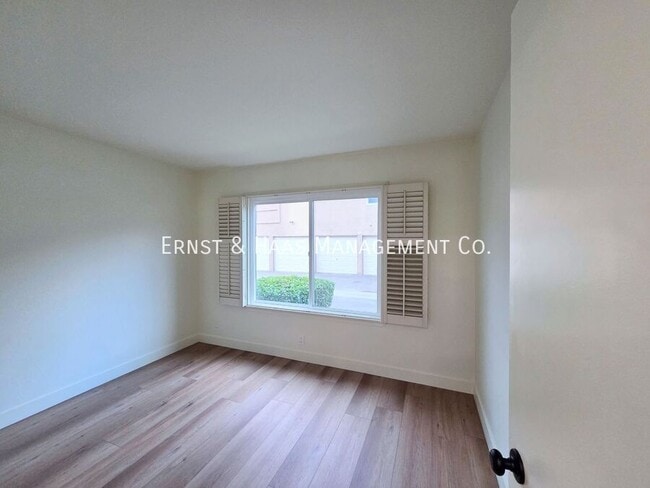 Building Photo - 12512 Cuesta Dr
