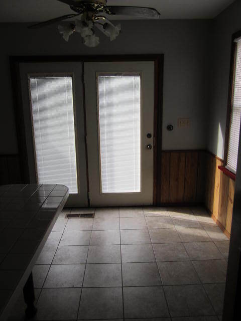 Building Photo - 2813 N Robinson Ave