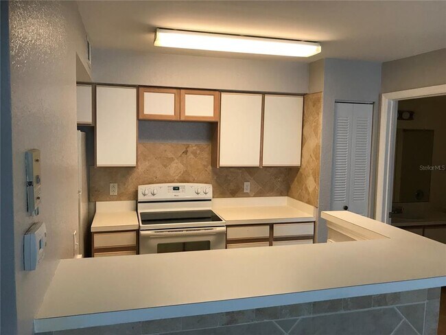 Building Photo - 2209 Antigua Pl