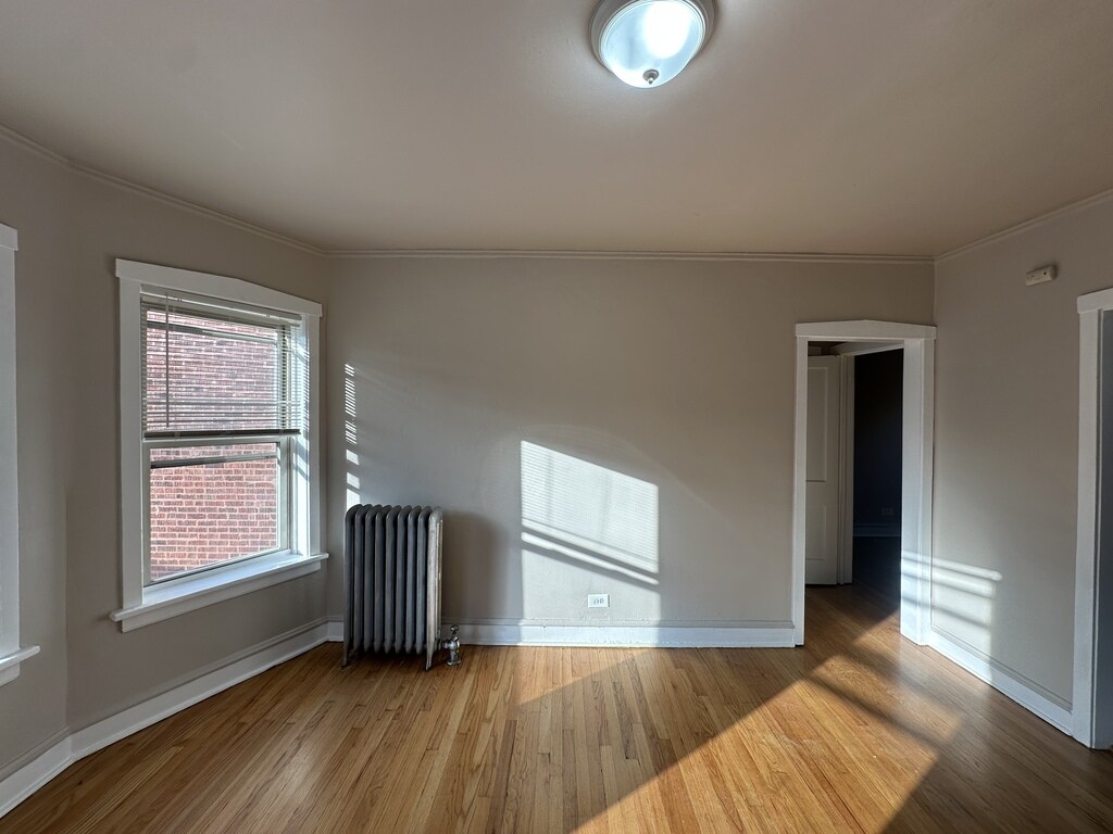 Building Photo - 4027 W Melrose St