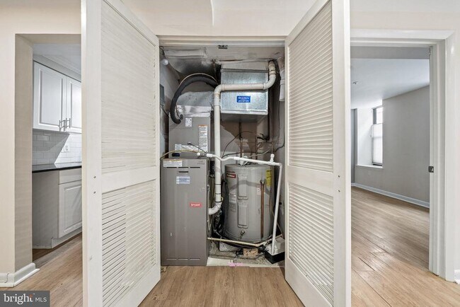 Building Photo - 2633 Adams Mill Rd NW