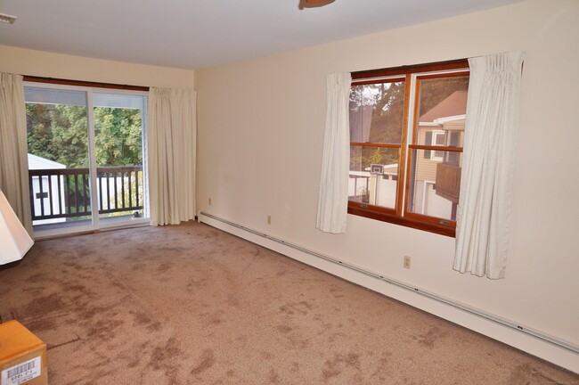Building Photo - 4 Bonnette Dr