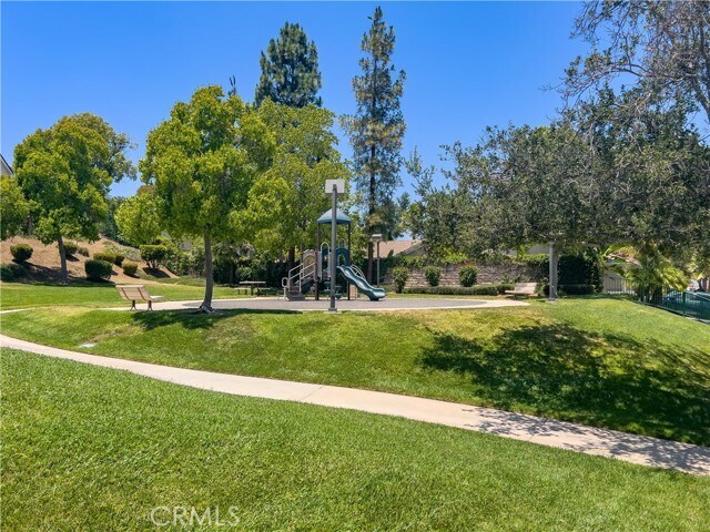 Building Photo - 1699 Ramona Dr