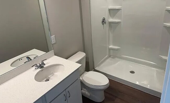 Building Photo - 330 Ember Dr