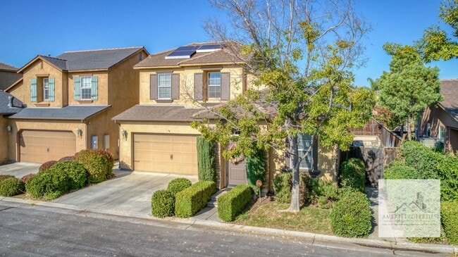 Building Photo - Charming Harlan Ranch Home!