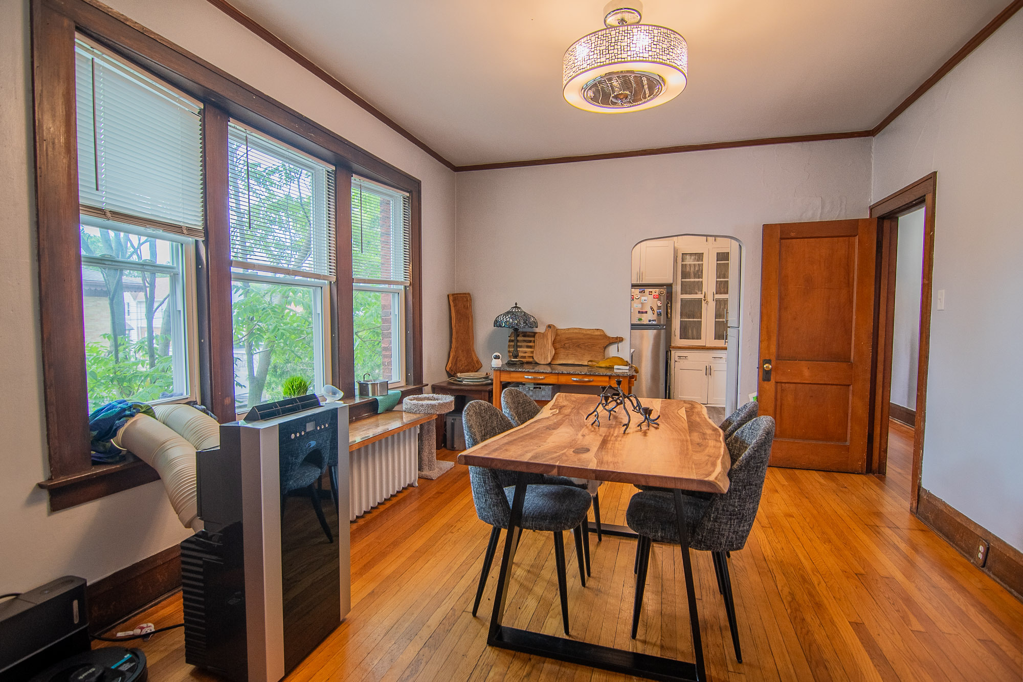 Building Photo - 5940 5th Ave