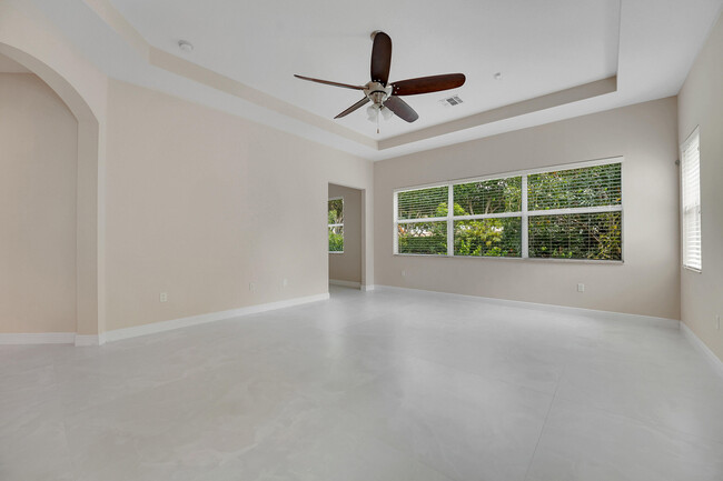 Building Photo - 9485 McAneeny Ct
