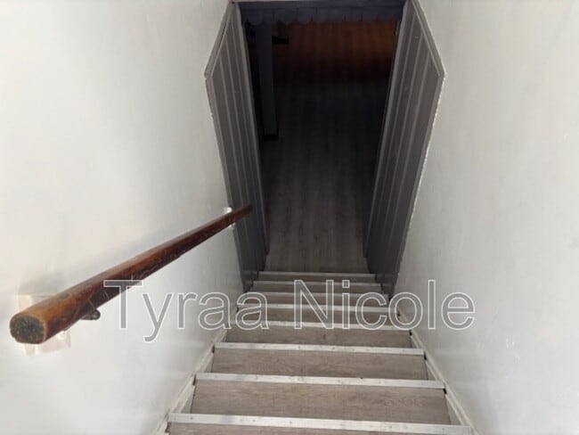 Building Photo - 5940 Cadieux Rd