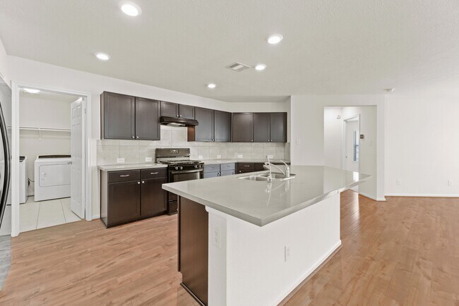 Building Photo - 10091 Cimarron Canyon Ln