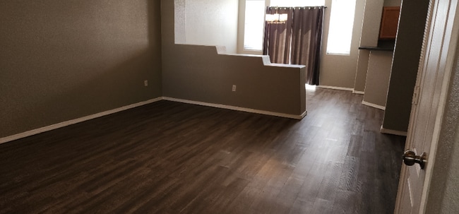 Building Photo - 6432 Los Pueblos Pl NW