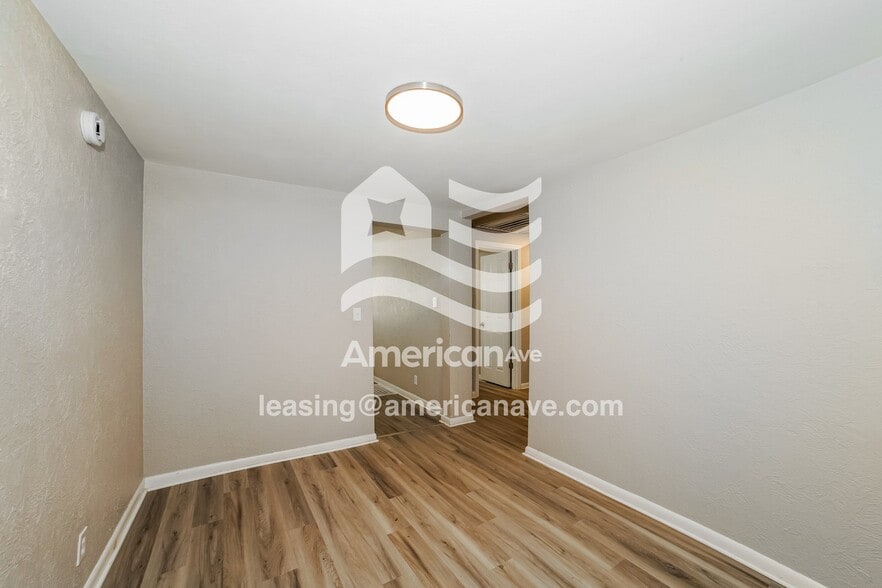 Building Photo - 3109 N New York Ave