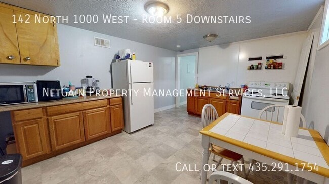 Building Photo - 142 N 1000 W