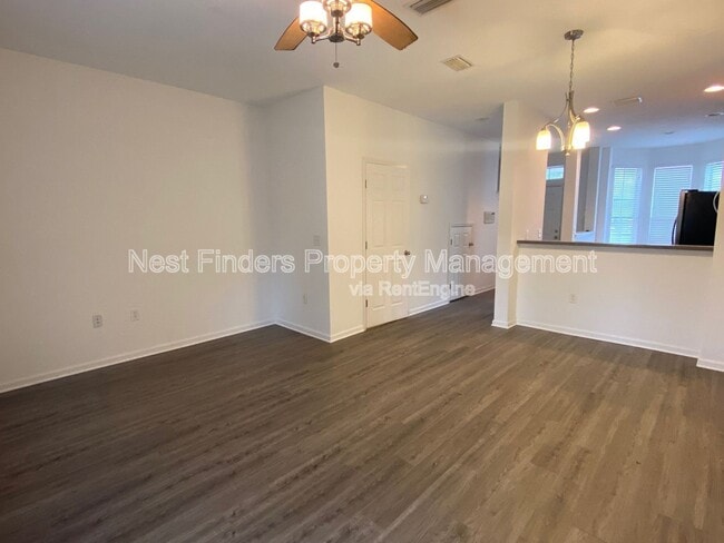 Building Photo - 1524 Fieldview Dr