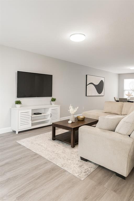 Building Photo - 7206 SW 43 Pl