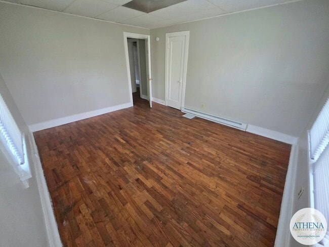 Building Photo - 2 Bedroom / 1.5 Bath House - NEAR SEMO's CAMPUS