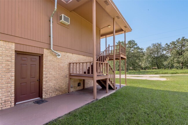 Building Photo - 120 McAdams Ln