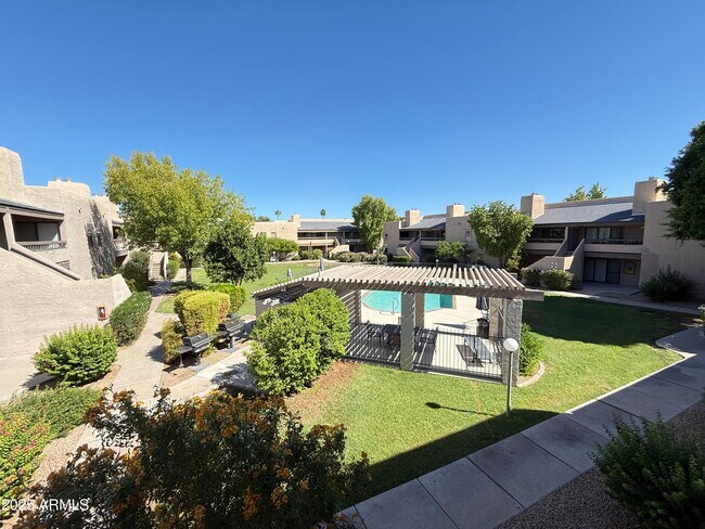 Building Photo - 5998 N 78th St