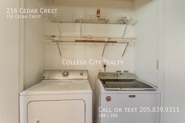 Building Photo - 216 Cedar Crest