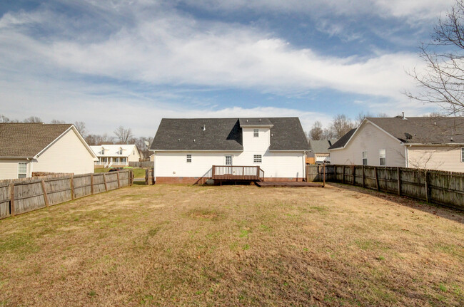 Building Photo - 1568 Cedar Springs Cir