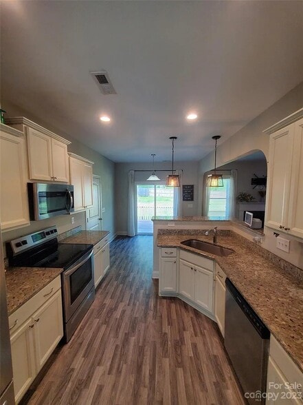 Building Photo - 77 Chaparral Trl