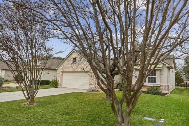 Building Photo - 121 Coreopsis Way