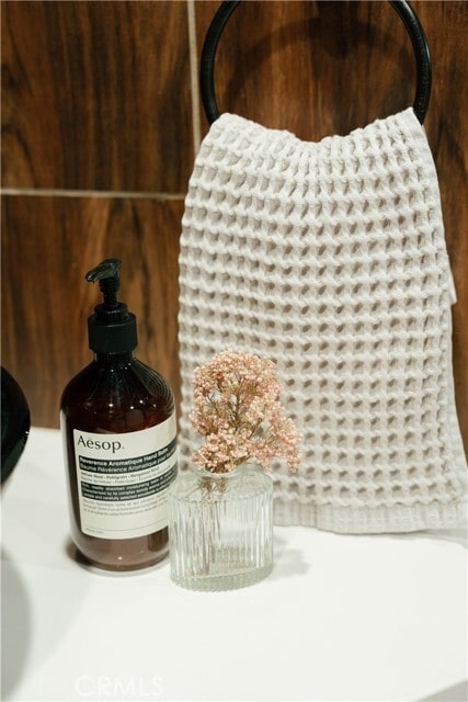 Building Photo - 16851 Hay Dr