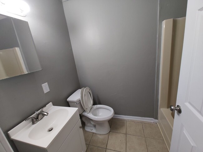 Building Photo - Charming 3BR 2BTH House in Sheridan
