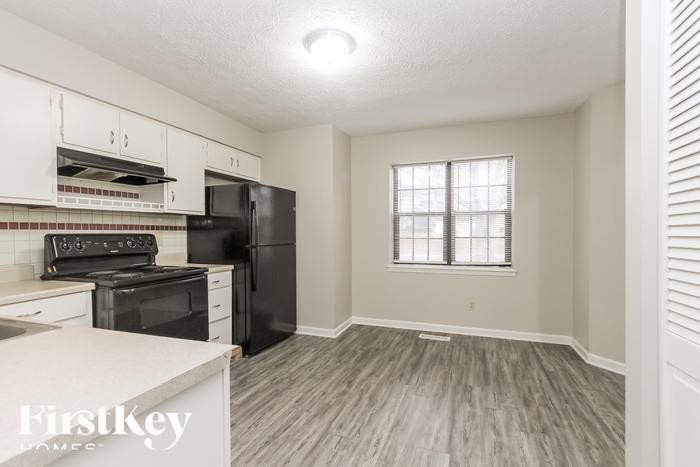 Building Photo - 4496 Braemar Dr