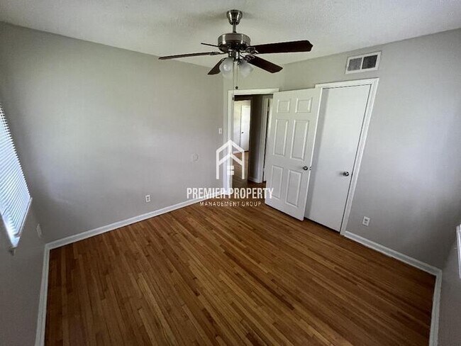 Building Photo - 4859 Haleville Rd