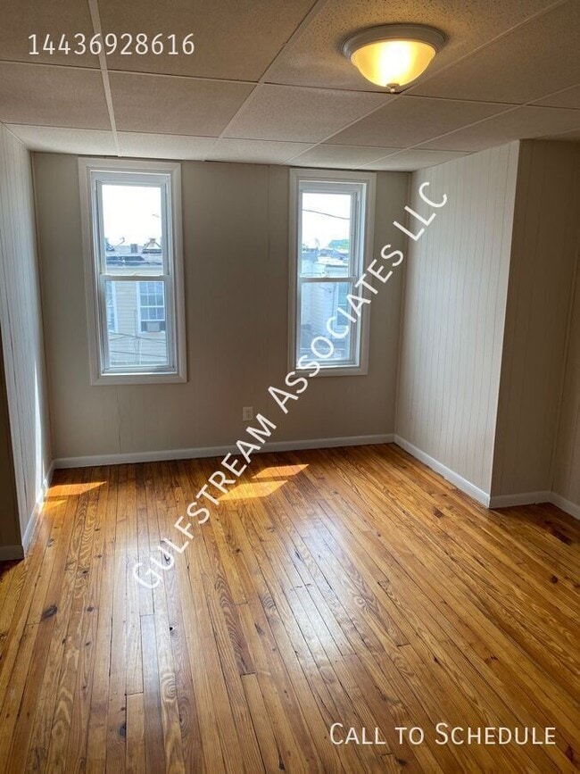 Building Photo - 619 N Potomac St