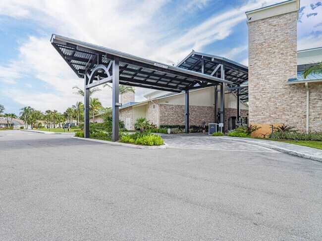 Building Photo - 13708 Whispering Lakes Ln